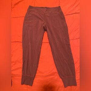 ✨lululemon joggers✨